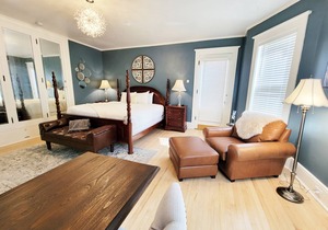 Brookside Suite GG Barnum Mansion By Heirloom Vacations