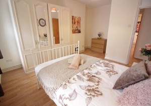Brune Guest Apartment next to Liverpool st.
