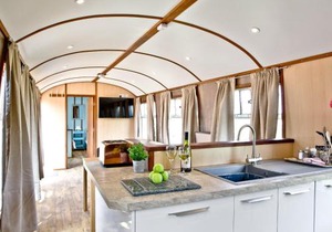 Brunel Boutique Railway Carriage 5
