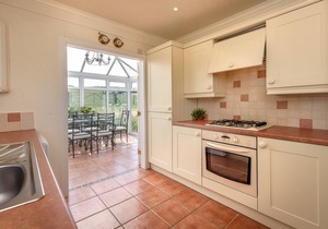 Bryn - Two Bedroom House, Sleeps 4