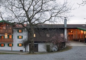"Buchbichl" Baubiologische Nichtraucher 120 qm Ferienwohnung, 3 extra Schlafzimmer, Rollstuhlgerecht