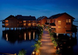 Bukit Merah Laketown Resort