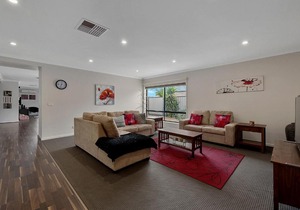 Bundalong on Clarke St