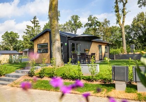 Bungalow ∙ 2 bedrooms ∙ 4 guests