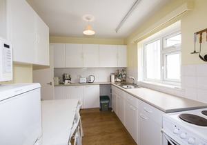 Bungalow, Very Close To The Centre Of St. Davids And In A Quiet Cul-De-Sac