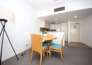 Burleigh Beach Life, Swell Resort 1.0