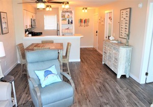 BV413 - Remodeled Canal Front Pirate's Cove Paradise