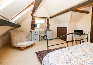 Bwthyn y Dderwen (Oak Cottage), PWLLHELI