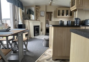 By the seaside dog friendly caravan at Haven Hopton in Norfolk ref 80015W