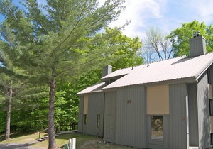 C003W- Managed by Loon Reservation Service - NH Meals & Rooms Lic# 056365