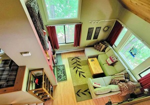C011E- Managed by Loon Reservation Service - NH Meals & Rooms Lic# 056365