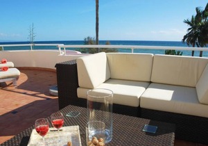 C6 Espectacular y moderno apartamento en primera línea - Estepona - Sinfonia del Mar