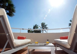 C6 Espectacular y moderno apartamento en primera línea - Estepona - Sinfonia del Mar