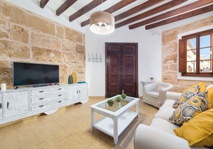 Ca Na Serrieta - Two Bedroom Villa, Sleeps 4