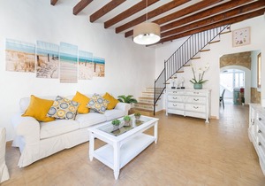 Ca Na Serrieta - Two Bedroom Villa, Sleeps 4
