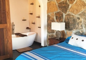 Cabana#1 on Enkanto Vineyard, Valle de Guadalupe