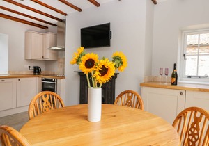 Cabin ∙ 2 bedrooms ∙ 4 guests