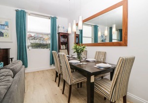 Cabin ∙ 2 bedrooms ∙ 4 guests