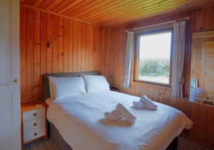 Cabin ∙ 2 bedrooms ∙ 4 guests