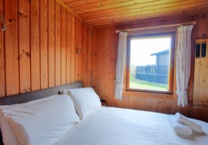 Cabin ∙ 2 bedrooms ∙ 4 guests