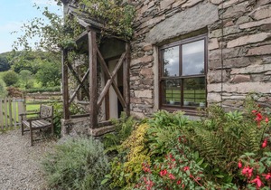 Cabin ∙ 2 bedrooms ∙ 4 guests