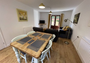 Cabin ∙ 2 bedrooms ∙ 4 guests