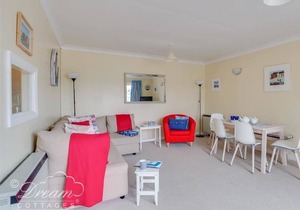 Cabin ∙ 2 bedrooms ∙ 4 guests