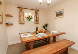 Cabin ∙ 2 bedrooms ∙ 4 guests