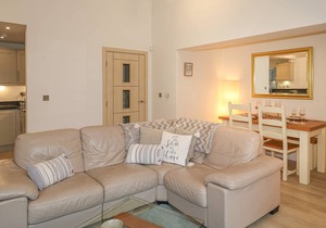 Cabin ∙ 2 bedrooms ∙ 4 guests