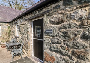 Cabin ∙ 2 bedrooms ∙ 5 guests