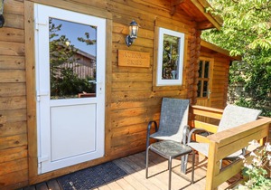 Cabin ∙ 2 bedrooms ∙ 4 guests