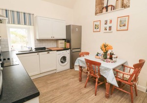 Cabin ∙ 2 bedrooms ∙ 4 guests