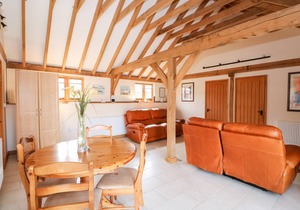 Cabin ∙ 2 bedrooms ∙ 4 guests