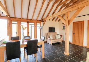 Cabin ∙ 2 bedrooms ∙ 4 guests