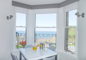 Cabin ∙ 2 bedrooms ∙ 4 guests