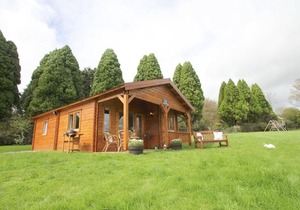 Cabin ∙ 2 bedrooms ∙ 4 guests