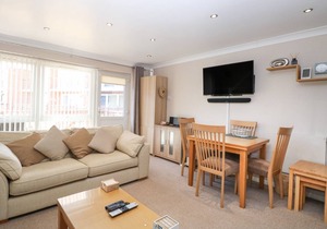 Cabin ∙ 3 bedrooms ∙ 5 guests
