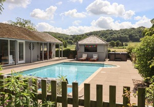 Cabin ∙ 3 bedrooms ∙ 6 guests