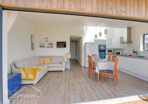 Cabin ∙ 3 bedrooms ∙ 6 guests