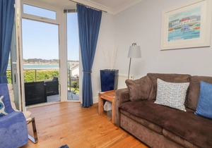 Cabin ∙ 4 bedrooms ∙ 6 guests