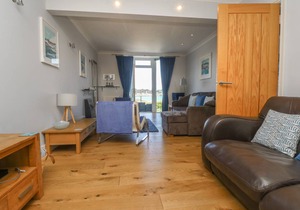 Cabin ∙ 4 bedrooms ∙ 6 guests