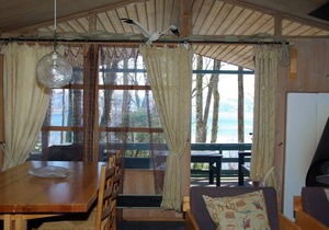 Cabin in meditative oakwood Unit 4 (Neshagen)