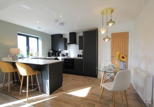 Cabot Mews Apartment 4