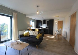 Cabot Mews Apartment 4
