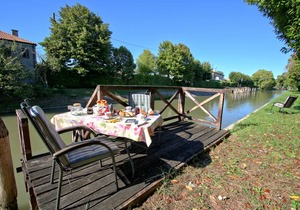 CADIFIORE-B & B11 - room w / bath in Country house riverside, parking in private parc