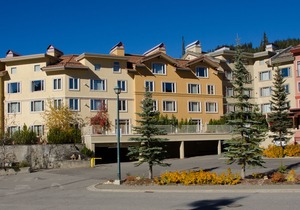 Cahilty Hotel & Suites
