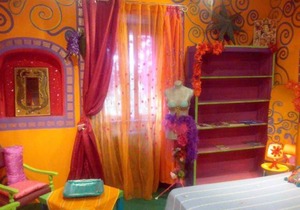 Calcata Artists Room
