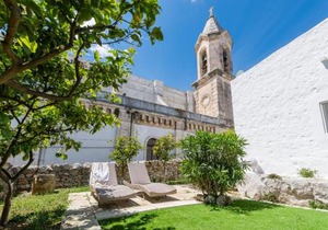 Campanile Apartment with terrace by Wonderful Italy