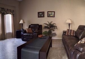 Campbell's Clean & Comfortable Modern Duplex 4472B