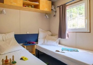 Camping maeva Escapades Coeur d'Ardèche **** - Mobile Home 4 Rooms 6/8 People + TV